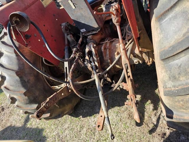 Image of Massey Ferguson 275 equipment image 4