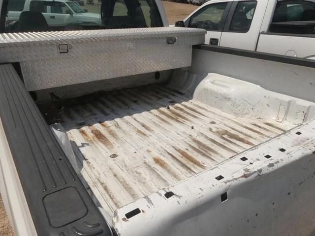 Image of Ford F-250 equipment image 4