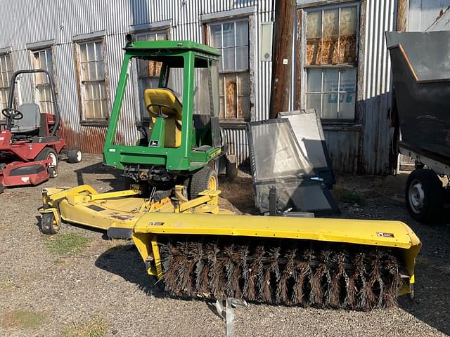 Image of John Deere F935 equipment image 1