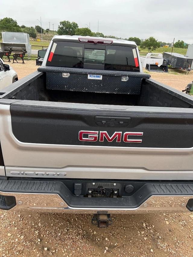 Image of GMC 2500 equipment image 2