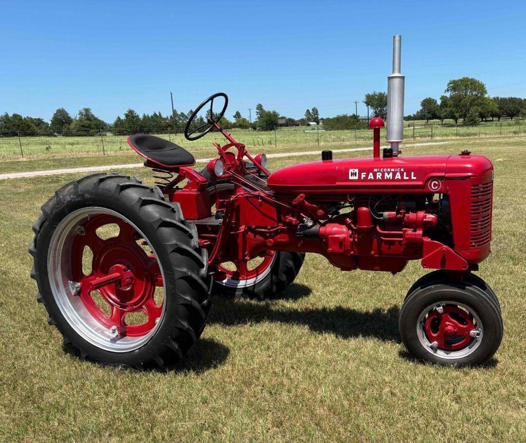 Image of Farmall C Image 0