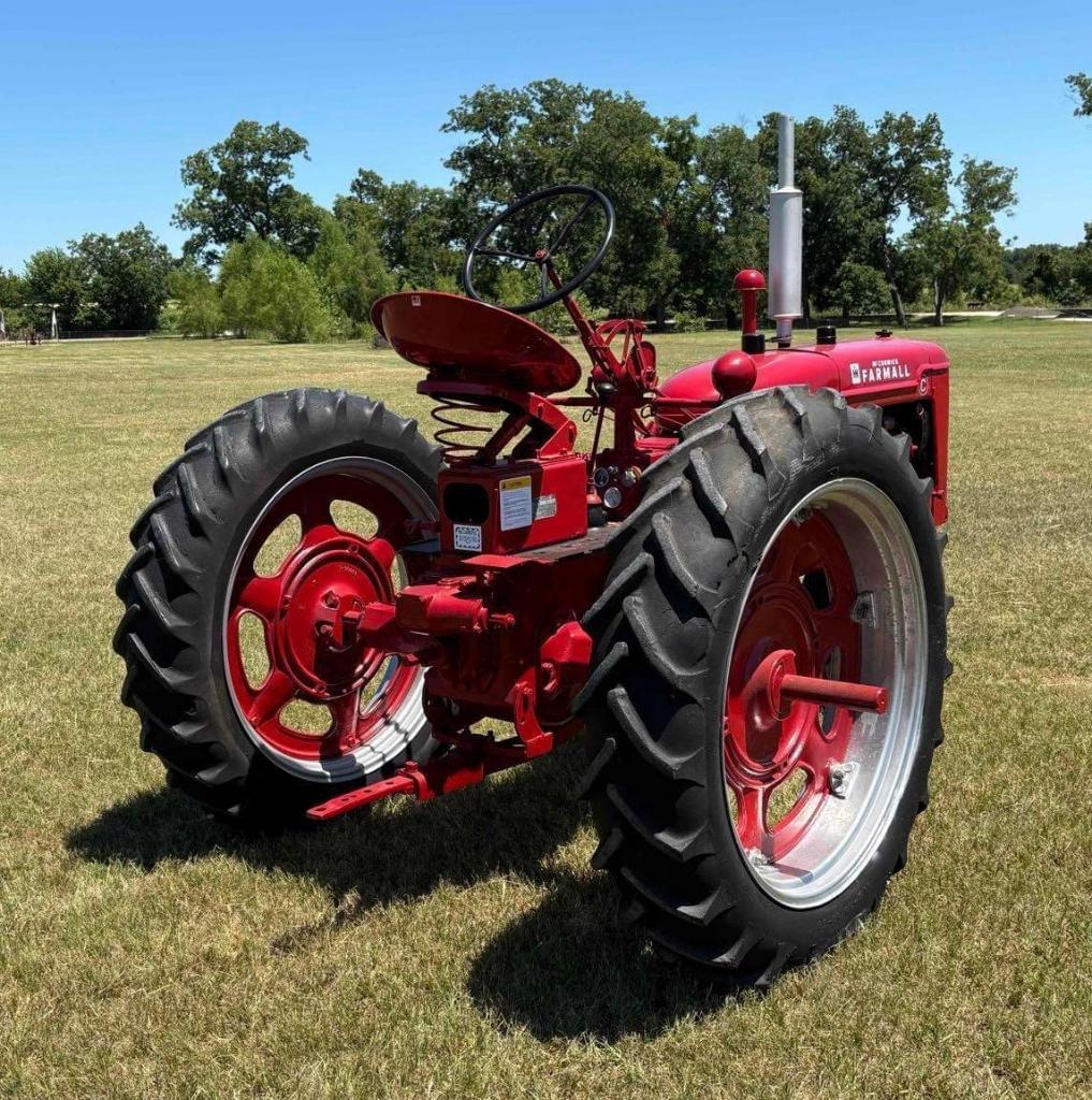 Image of Farmall C Image 1
