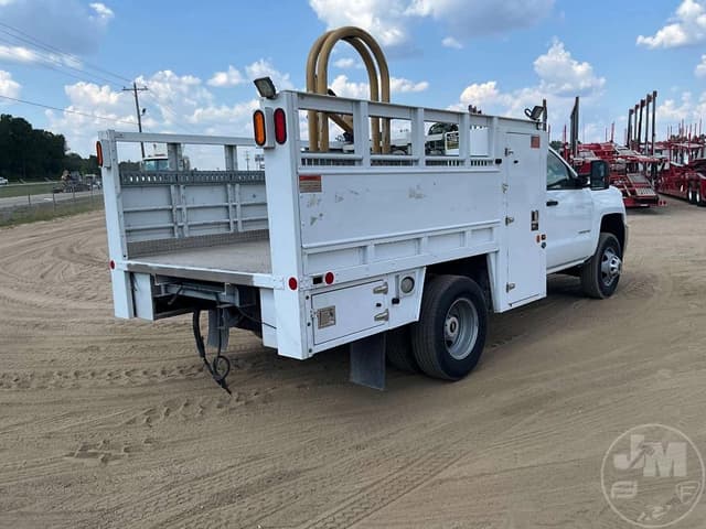 Image of Chevrolet 3500HD equipment image 4