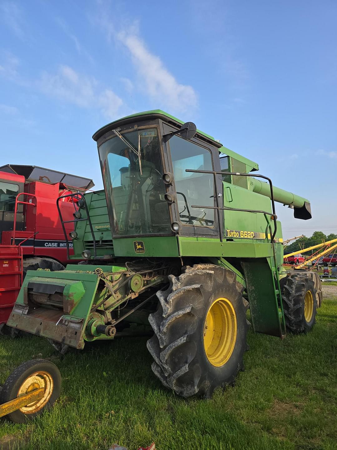 Image of John Deere 6620 Primary image