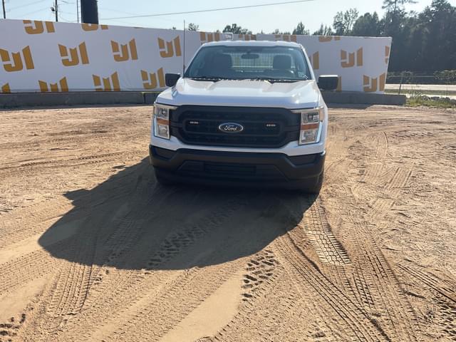Image of Ford F-150 equipment image 1