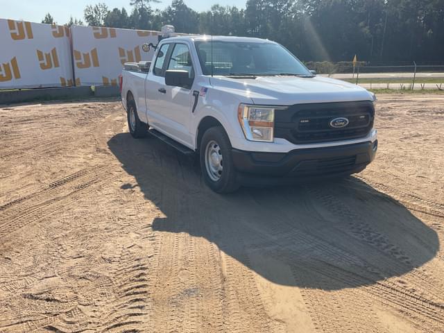 Image of Ford F-150 equipment image 2
