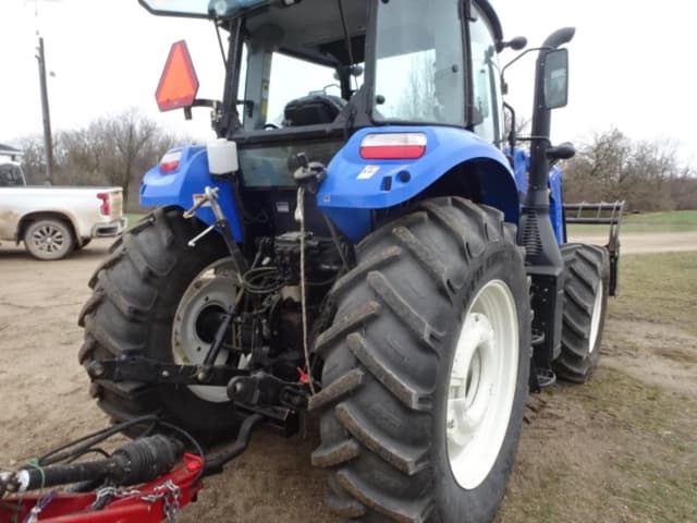 Image of New Holland TS6.120 equipment image 3