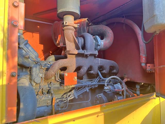Image of John Deere 544E equipment image 3