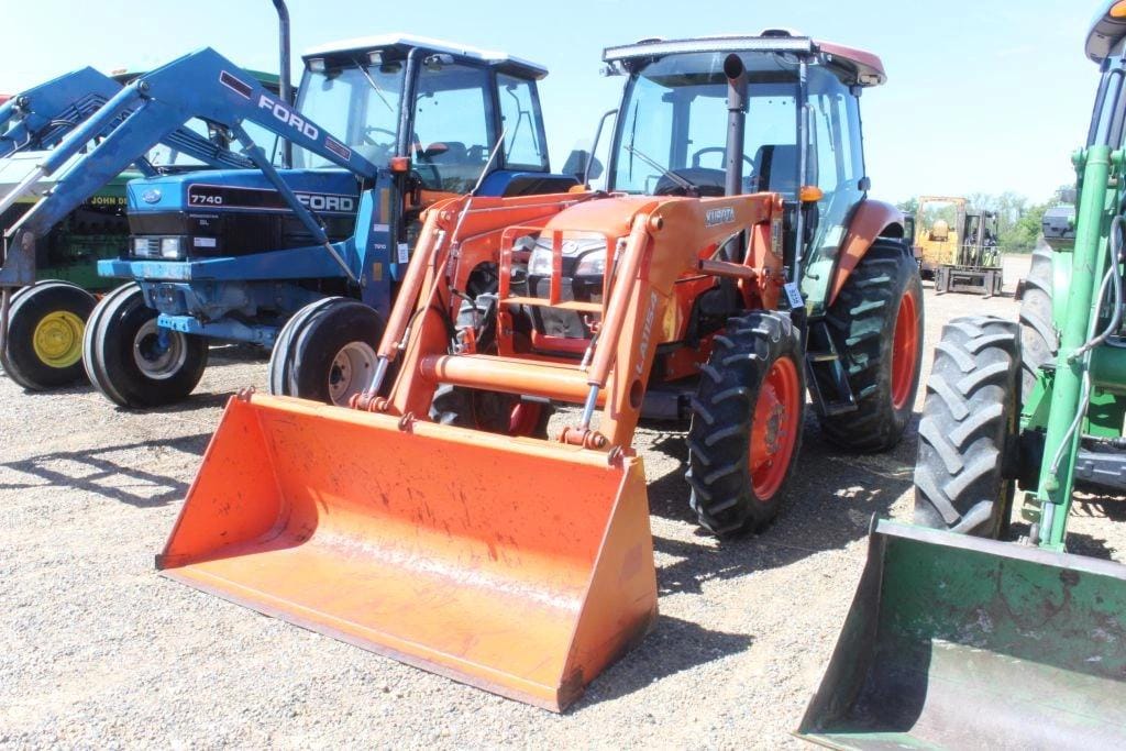 Kubota M6060D Equipment Image0