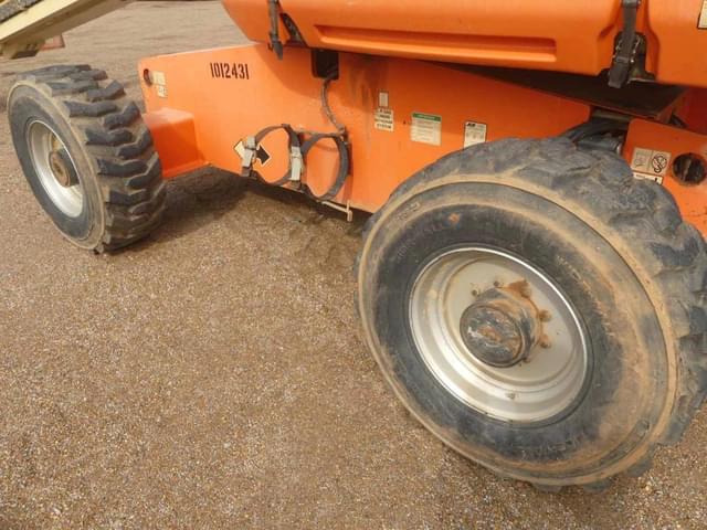 Image of JLG 600S equipment image 4