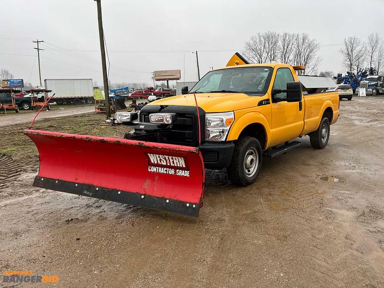 2012 Ford F-250 Equipment Image0