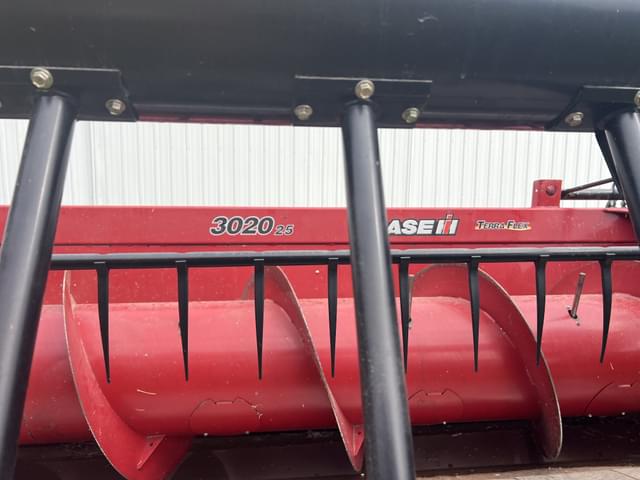 Image of Case IH 3020 equipment image 4
