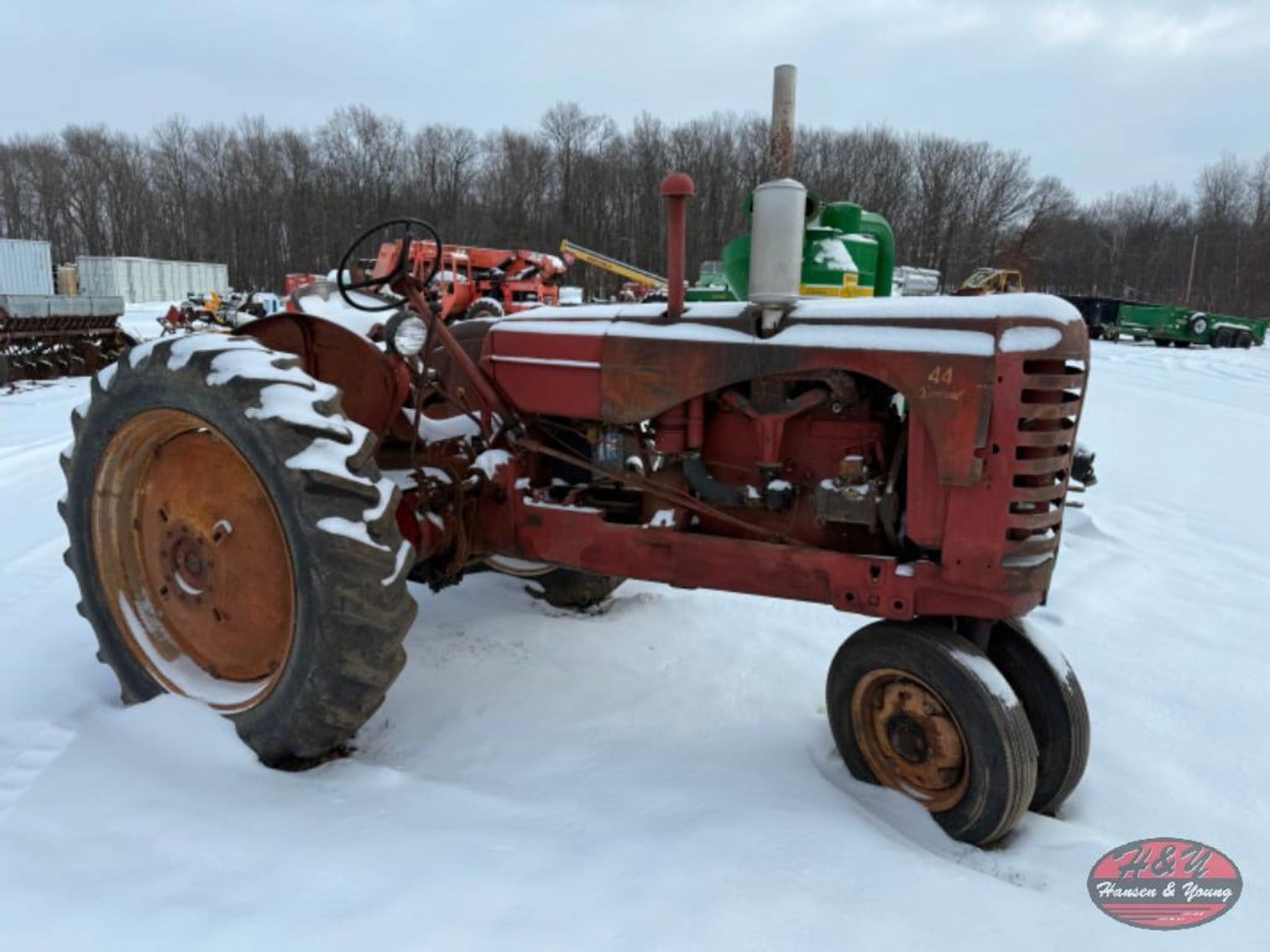 Massey-Harris 44 Special Equipment Image0