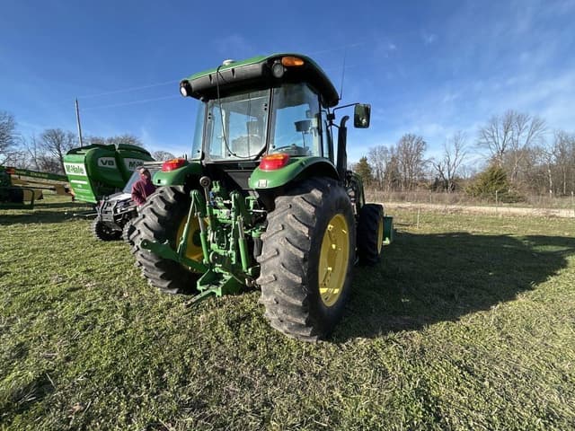 Image of John Deere 6105D equipment image 4
