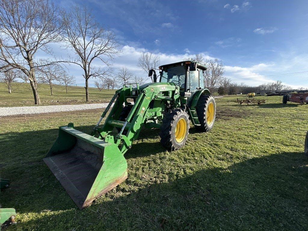 Image of John Deere 6105D Primary image
