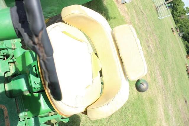 Image of John Deere 4020 equipment image 4