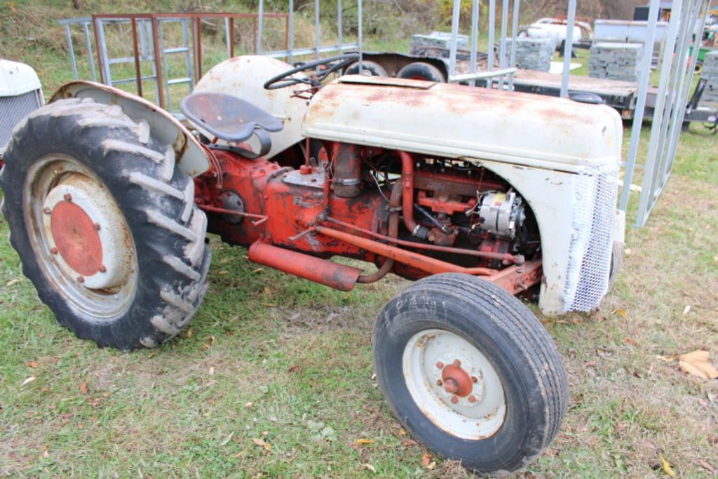 Image of Ford 9N Primary image