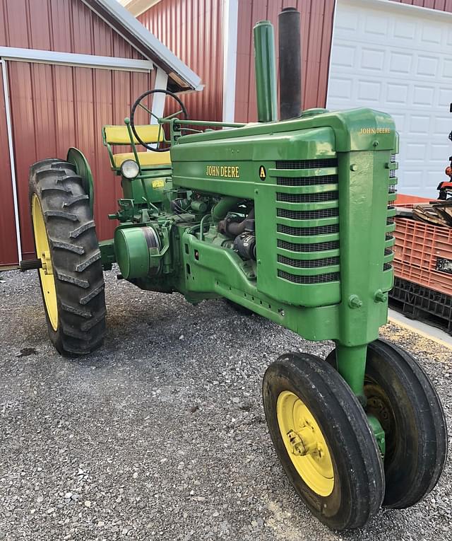 Image of John Deere A equipment image 2