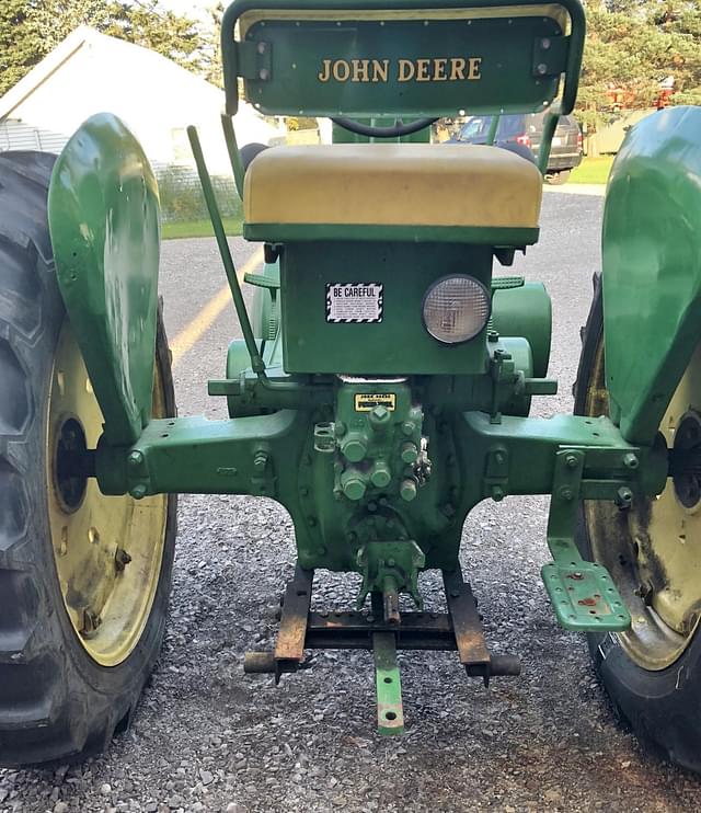 Image of John Deere A equipment image 3