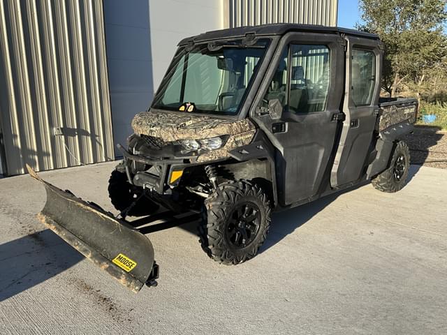 Image of Can-Am Defender HD10 equipment image 1
