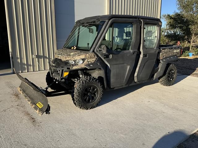 Image of Can-Am Defender HD10 equipment image 3