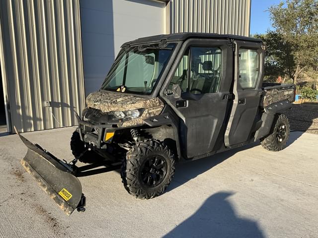 Image of Can-Am Defender HD10 equipment image 2