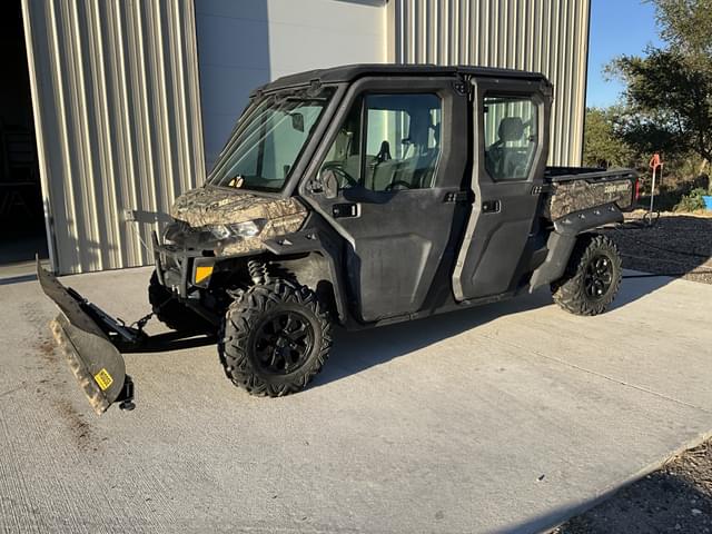 Image of Can-Am Defender HD10 equipment image 4