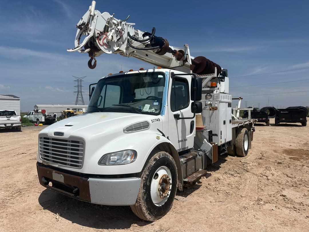 Image of Freightliner M2 Primary image