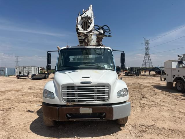 Image of Freightliner M2 equipment image 1
