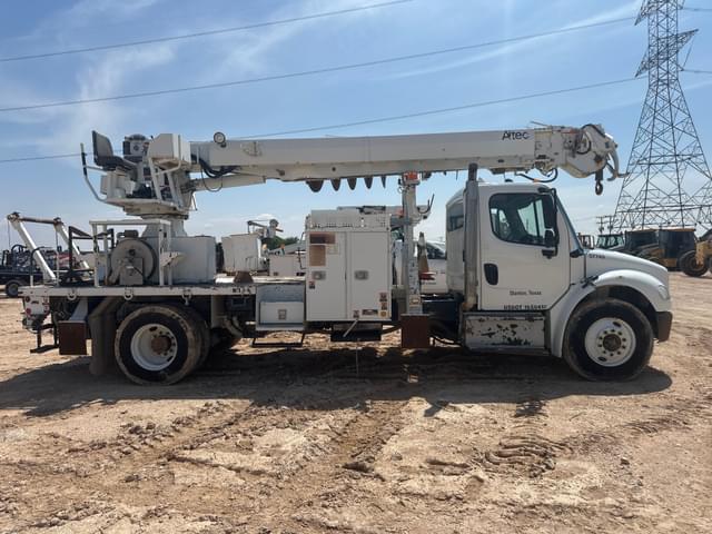Image of Freightliner M2 equipment image 3