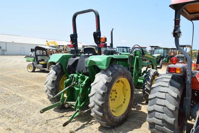 Image of John Deere 5045E equipment image 2