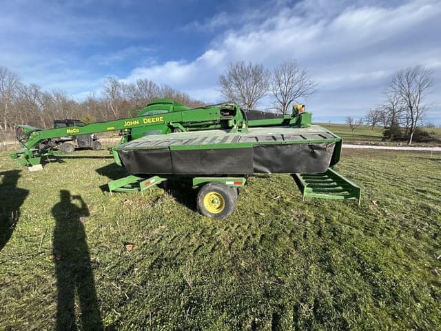 Image of John Deere 946 equipment image 1