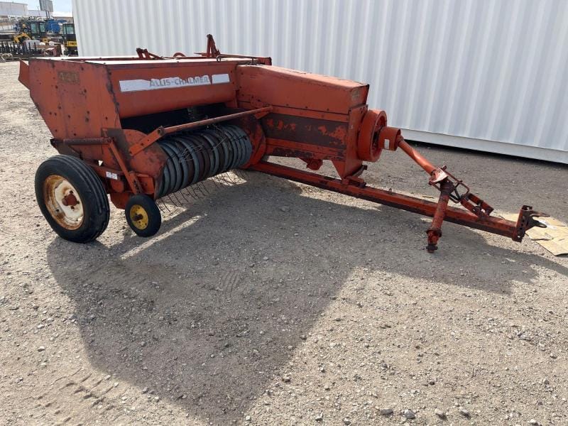 Main image Allis Chalmers 444