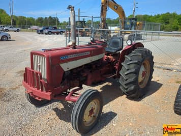 Main image International Harvester 444