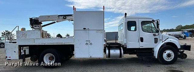 Image of Freightliner Business Class M2 equipment image 3