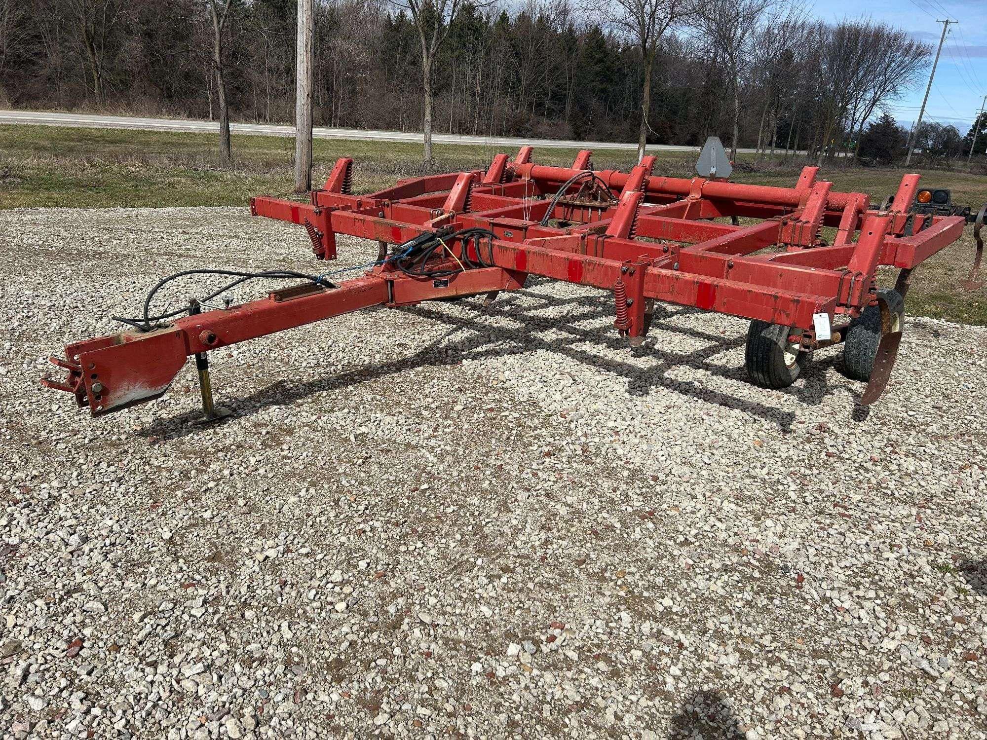 Main image White 445