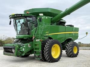 2016 John Deere S670 Image