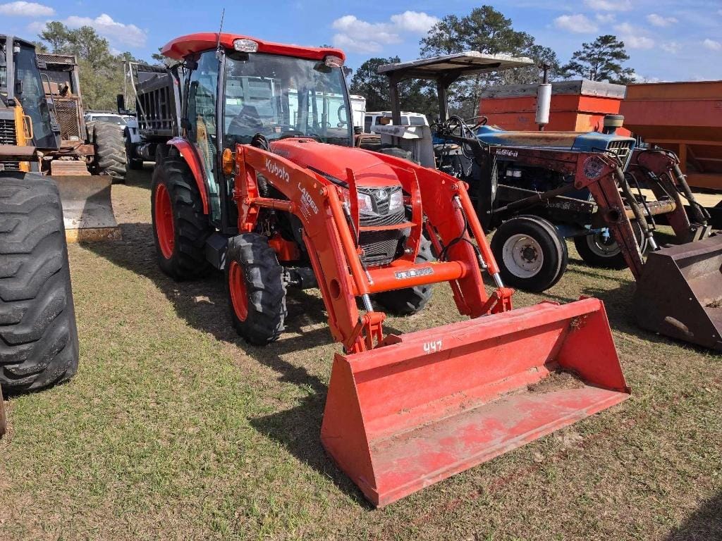 Kubota MX5400 Equipment Image0