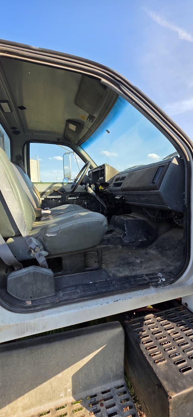 Image of Chevrolet C8500 equipment image 1