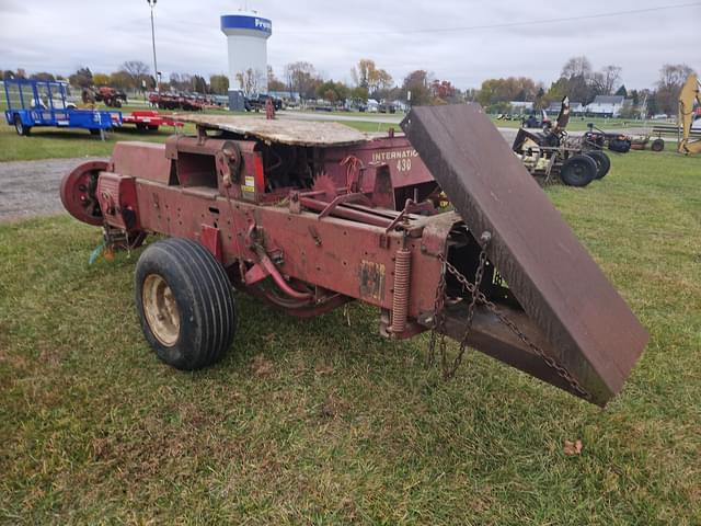 Image of International Harvester 430 equipment image 2
