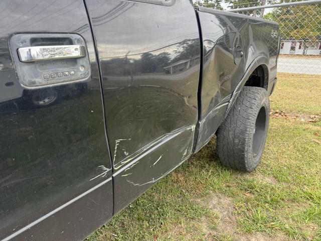Image of Ford F-150 equipment image 4