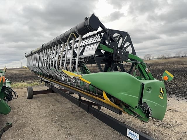 Image of John Deere 630F equipment image 1
