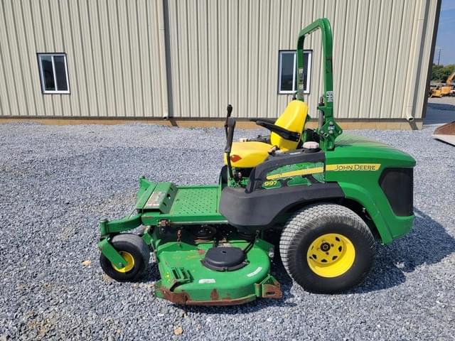 Image of John Deere 997 equipment image 4