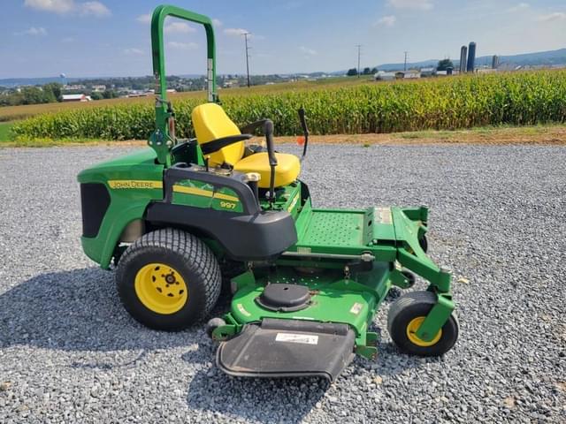 Image of John Deere 997 equipment image 1