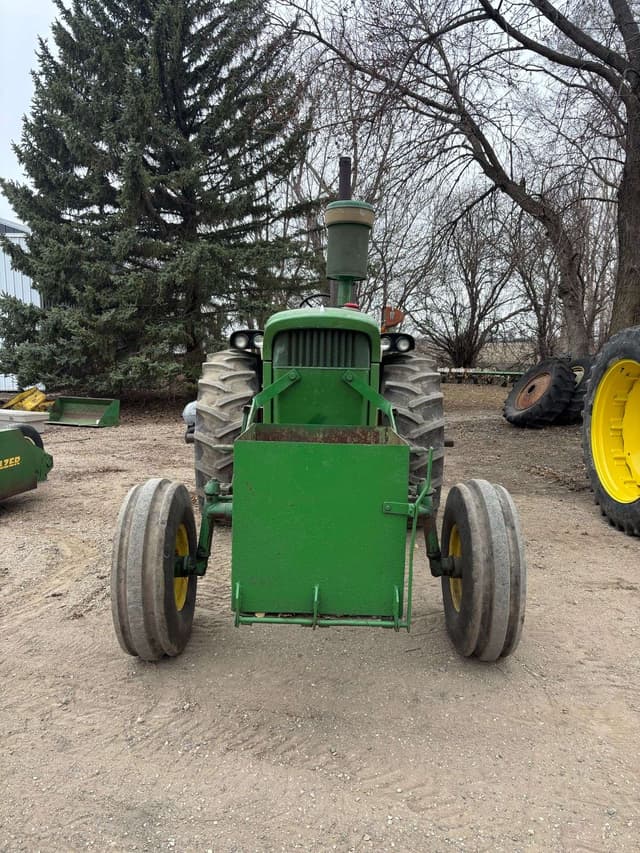Image of John Deere 4020 equipment image 1