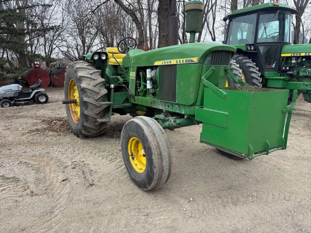 Image of John Deere 4020 equipment image 2