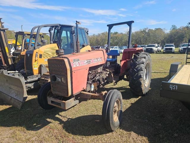 Image of Massey Ferguson 261 equipment image 1