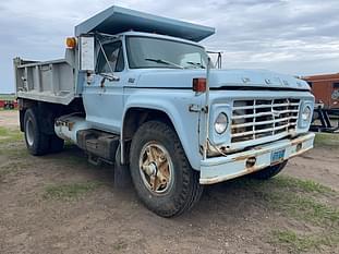 1977 Ford F-700 Equipment Image0