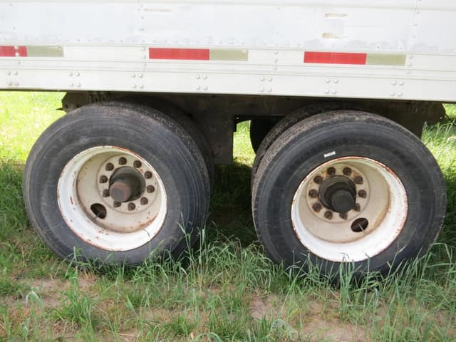 Image of Utility 3000R equipment image 4