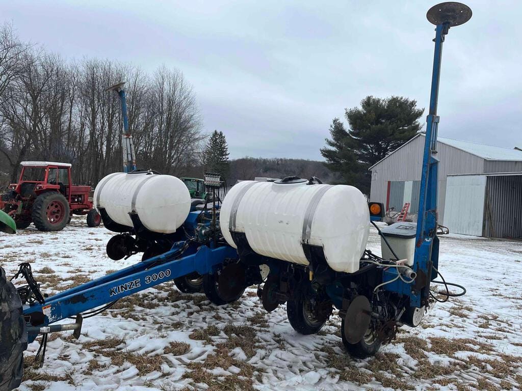 Main image Kinze 3000